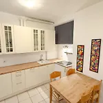 Cozy Center Appartement
